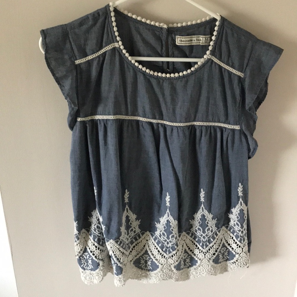 Abercrombie & Fitch blue ruffle top size medium